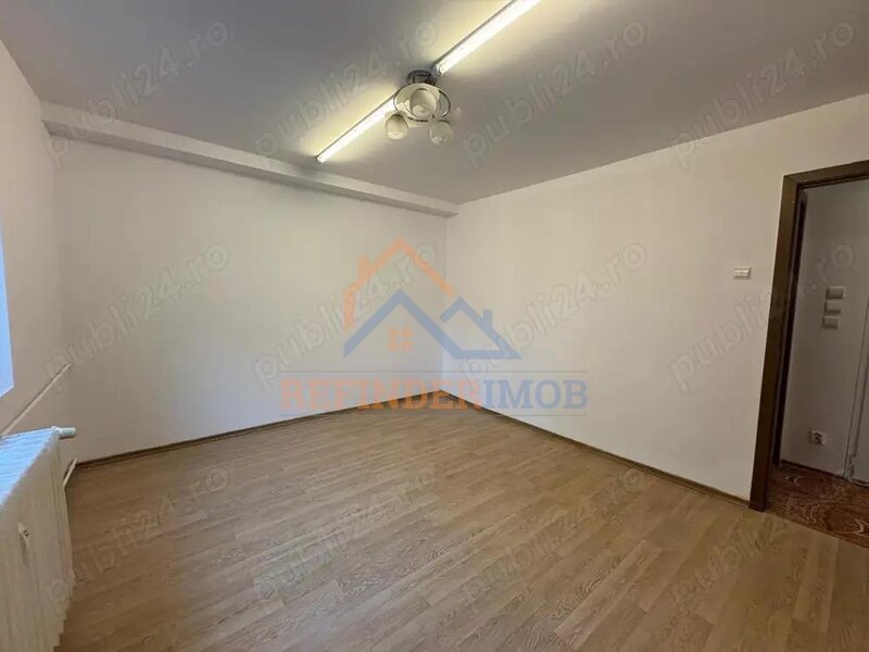 13 Septembrie, Parcul Sebastian, sector 5, vanzare apartament 2 camere.