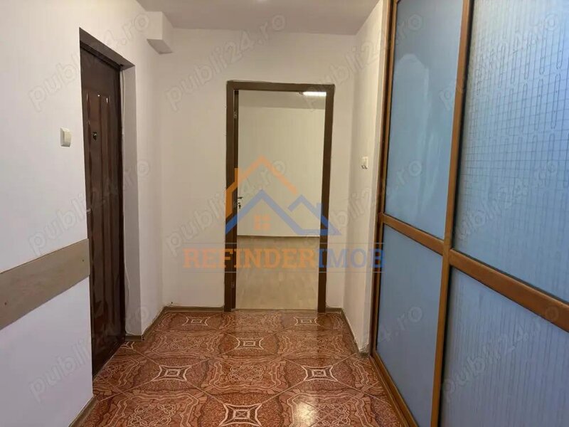 13 Septembrie, Parcul Sebastian, sector 5, vanzare apartament 2 camere.